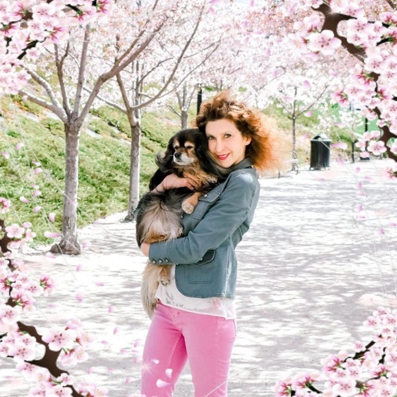 Meet your Posher, Alexandra - Picture 1 of 2